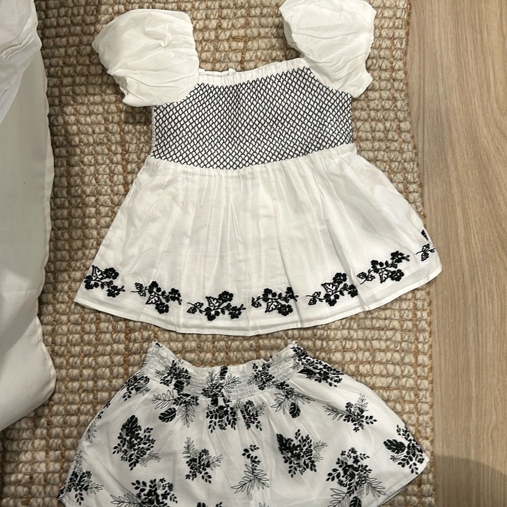 Janie and Jack Set